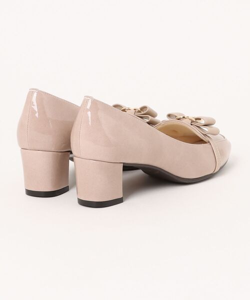 JELLY BEANS（ジェリービーンズ）の「【レイン対応】ダブルリボンレインローファーパンプス【Made in Japan】(325-59112)JELLY BEANS(ジェリービーンズ)（レインシューズ・レディース・ブラック系その他/グレイッシュベージュ・23/23.5/24.5/22.5/24）」の7枚目の写真