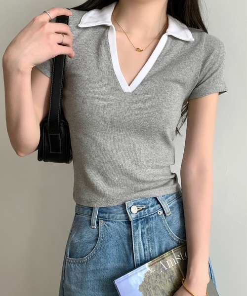 2ly2（トゥーリートゥー）の「トレンド感抜群！襟付きVネックリブ半袖トップス（Tシャツ/カットソー・レディース・グレー/ネイビー・FREE）」の4枚目の写真