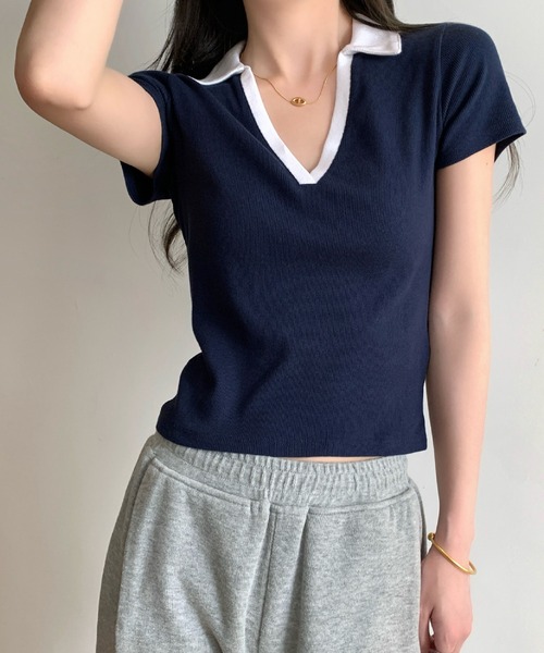 2ly2（トゥーリートゥー）の「トレンド感抜群！襟付きVネックリブ半袖トップス（Tシャツ/カットソー・レディース・グレー/ネイビー・FREE）」の13枚目の写真