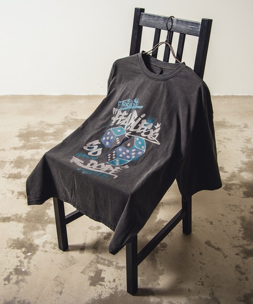 BENDER TOKYO(ベンダートウキョウ)の「ヴィンテージライク ピグメント加工 アソート グラフィックプリント オーバーサイズTシャツ バックプリントTシャツ(Tシャツ/カットソー・メンズ・ブラック系その他/ブラック系その他2/ブラック系その他3/ブラック系その他4/ブラック系その他5/ブラック系その他6/ブラック系その他7/ブラック系/ブラック系1/ブラック系2/ブラック系3/ブラック系4/ブラック系5/モカ/ブラウン系その他/ブラウン系その他2/ブラウン系その他3/ブラウン系その他4/ブラウン系その他6/ブラック/ブラウン系その他5・M/L/XL)」の13枚目の写真