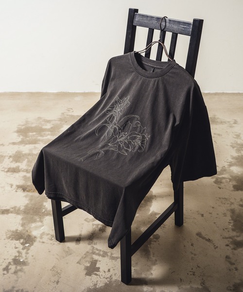 BENDER TOKYO(ベンダートウキョウ)の「ヴィンテージライク ピグメント加工 アソート グラフィックプリント オーバーサイズTシャツ バックプリントTシャツ(Tシャツ/カットソー・メンズ・ブラック系その他/ブラック系その他2/ブラック系その他3/ブラック系その他4/ブラック系その他5/ブラック系その他6/ブラック系その他7/ブラック系/ブラック系1/ブラック系2/ブラック系3/ブラック系4/ブラック系5/モカ/ブラウン系その他/ブラウン系その他2/ブラウン系その他3/ブラウン系その他4/ブラウン系その他6/ブラック/ブラウン系その他5・M/L/XL)」の16枚目の写真