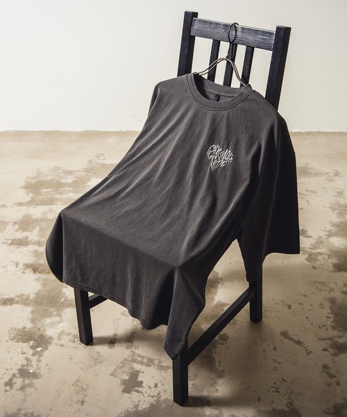 BENDER TOKYO(ベンダートウキョウ)の「ヴィンテージライク ピグメント加工 アソート グラフィックプリント オーバーサイズTシャツ バックプリントTシャツ(Tシャツ/カットソー・メンズ・ブラック系その他/ブラック系その他2/ブラック系その他3/ブラック系その他4/ブラック系その他5/ブラック系その他6/ブラック系その他7/ブラック系/ブラック系1/ブラック系2/ブラック系3/ブラック系4/ブラック系5/モカ/ブラウン系その他/ブラウン系その他2/ブラウン系その他3/ブラウン系その他4/ブラウン系その他6/ブラック/ブラウン系その他5・M/L/XL)」の7枚目の写真