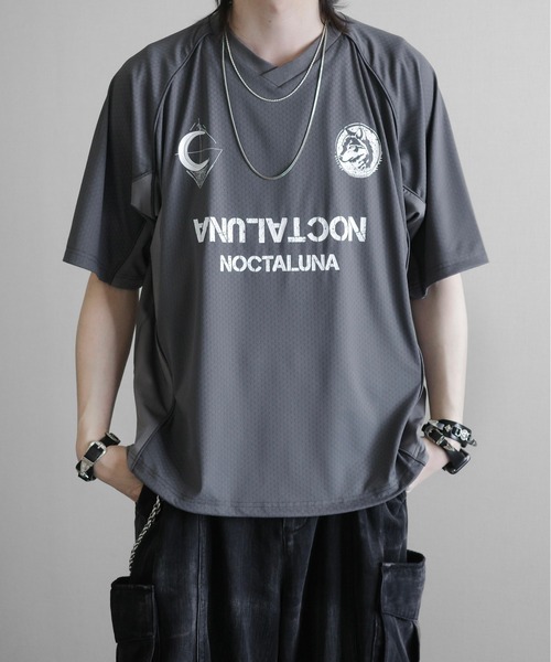 KUUUPY（クーピー）の「2-Way Mesh Panel Short-Sleeve Game Shirt - 2wayメッシュ切替 半袖ゲームシャツ（Tシャツ/カットソー・メンズ・ブラック/チャコールグレー・SMALL/MEDIUM/LARGE）」の2枚目の写真
