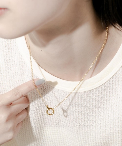 SMELLY（スメリー）の「ステンレストップダブルチェーンネックレス（ネックレス・レディース・ゴールド・-）」の3枚目の写真