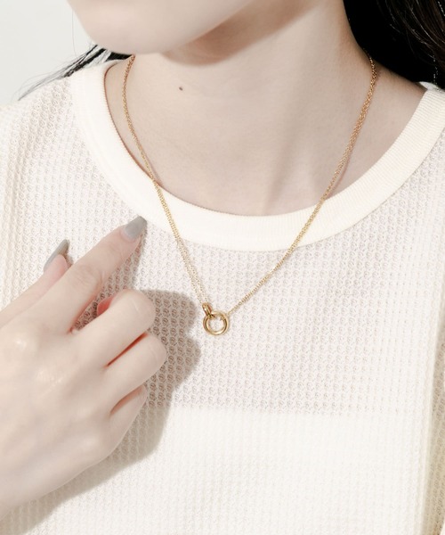 SMELLY（スメリー）の「ステンレストップダブルチェーンネックレス（ネックレス・レディース・ゴールド・-）」の4枚目の写真