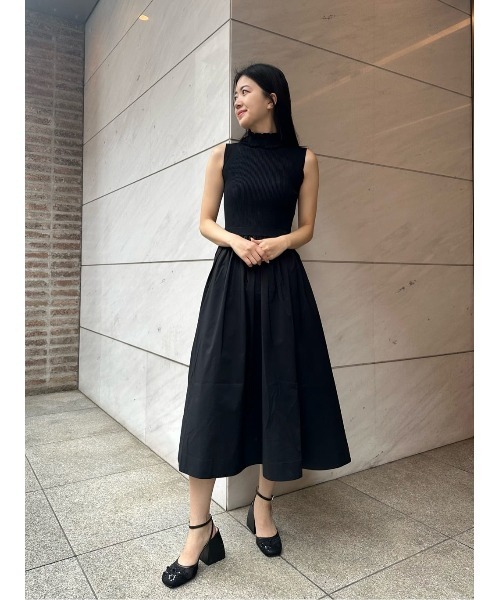 ESTNATION（エストネーション）の「ESTNATION / リブネックフリル タイプライターワンピース《EXCLUSIVE》（ワンピース・レディース・ブラック/ネイビー・FREE）」の18枚目の写真