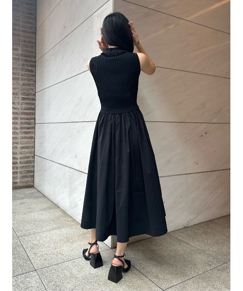 ESTNATION（エストネーション）の「ESTNATION / リブネックフリル タイプライターワンピース《EXCLUSIVE》（ワンピース・レディース・ブラック/ネイビー・FREE）」の20枚目の写真