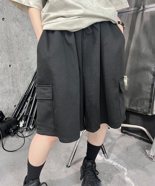 Figments（フィグメンツ）の「スウェットカーゴハーフパンツ（スウェットパンツ・レディース・杢グレー/ブラック・FREE）」の4枚目の写真