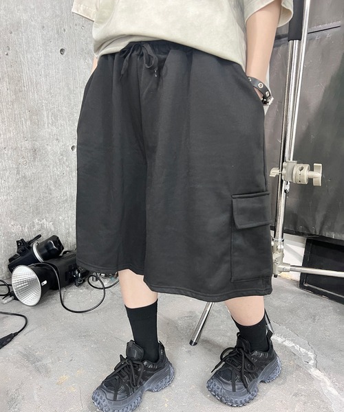 Figments（フィグメンツ）の「スウェットカーゴハーフパンツ（スウェットパンツ・レディース・杢グレー/ブラック・FREE）」の6枚目の写真