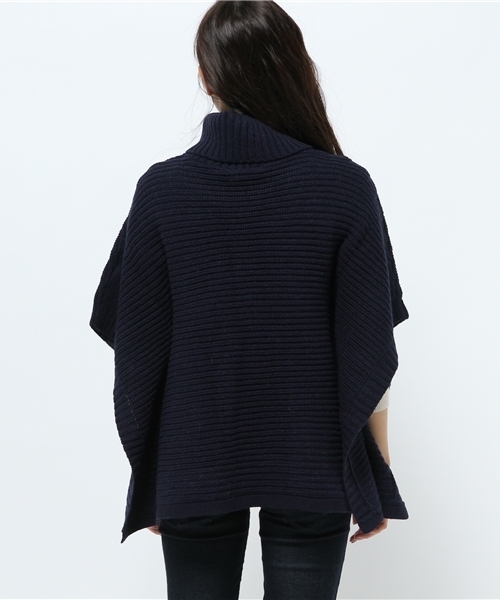 LBC(エルビーシー)の「アクリルウールバルキーポンチョ (ニット/セーター・レディース・ネイビー/ベージュ/アッシュグレー・MEDIUM)」の6枚目の写真