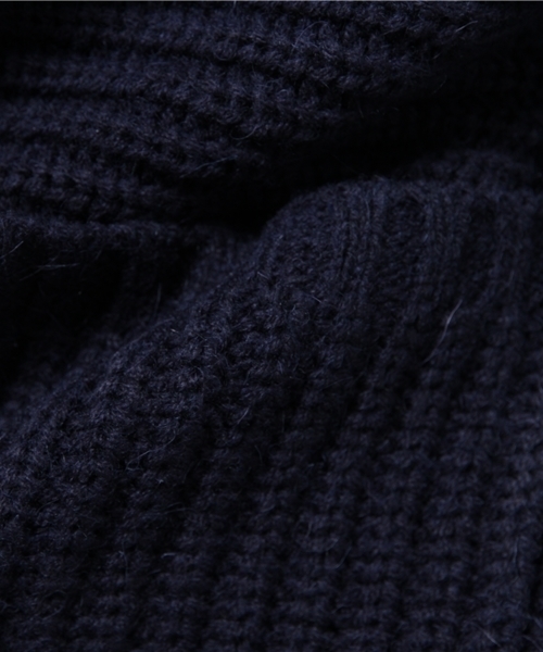 LBC(エルビーシー)の「アクリルウールバルキーポンチョ (ニット/セーター・レディース・ネイビー/ベージュ/アッシュグレー・MEDIUM)」の11枚目の写真