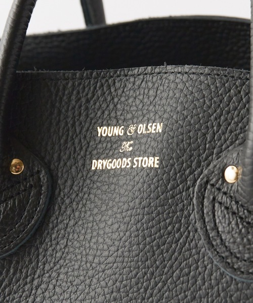 YOUNG&OLSEN The DRYGOODS STORE（ヤングアンドオルセン）の「YOUNG & OLSEN/ヤングアンドオルセン EMBOSSEDEMBOSSED LEATHER BELTED TOTE S レザートートバッグ（トートバッグ・レディース・ブラウン/ブラック/ベージュ・FREE）」の11枚目の写真