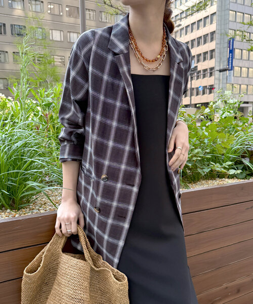 DouDou（ドゥドゥ）の「リネン混チェックダブルジャケット（テーラードジャケット・レディース・ダークブラウン/オフホワイト・FREE）」の6枚目の写真