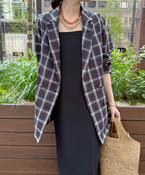 DouDou（ドゥドゥ）の「リネン混チェックダブルジャケット（テーラードジャケット・レディース・ダークブラウン/オフホワイト・FREE）」の4枚目の写真