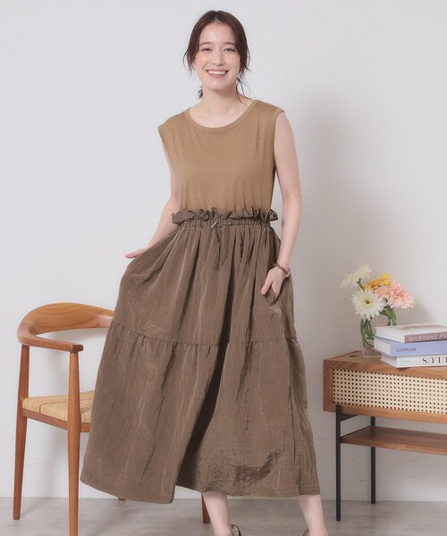 ITS'DEMO（イッツデモ）の「【ウエストゴム／洗濯機OK】異素材コンビワンピース（ワンピース・レディース・オフホワイト/ブラウン系/ブラック・00）」の13枚目の写真