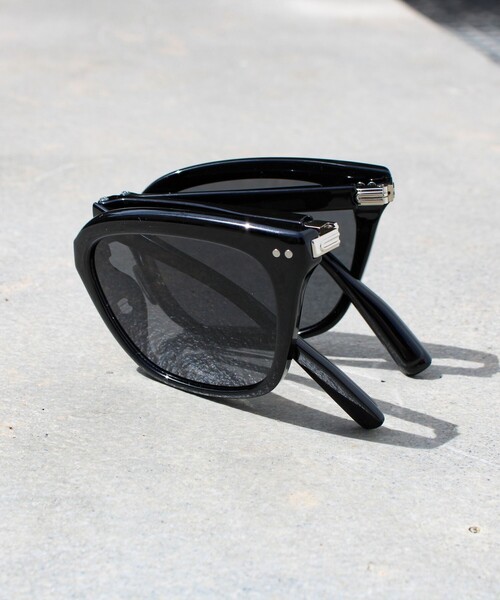 GLOSTER（グロスター）の「【GLOSTER/グロスター】折りたたみサングラス（サングラス・メンズ・グレー/ブラック/グリーン/ブラウン・FREE）」の2枚目の写真