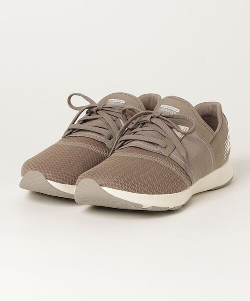 ティーズ ページ11 DynaSoft Nergize v3（スニーカー）｜New Balance