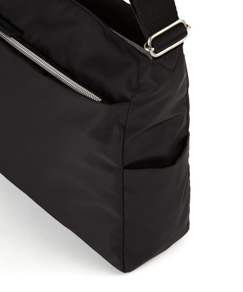 ACE(エース)の「エース ショルダーバッグ アリッサム 17690(ショルダーバッグ・レディース・ブラック/ネイビー/ブルー/ベージュ/サックスブルー/ライトブラウン・FREE)」の15枚目の写真