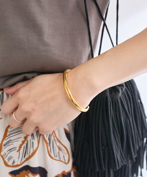 RIVE DROITE(リヴドロワ)の「【R.good(アールドットグッド)】サークルバングル(ブレスレット・レディース・シルバー/ゴールド・FREE)」の7枚目の写真