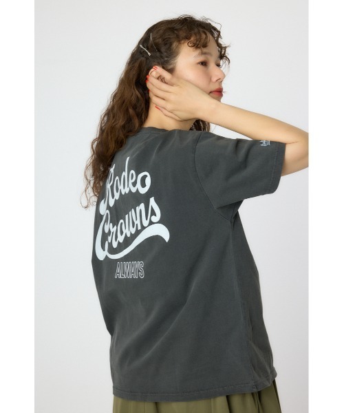 RODEO CROWNS WIDE BOWL（ロデオクラウンズワイドボウル）の「LOGO加工COLORED Tシャツ（Tシャツ/カットソー・レディース・オフホワイト/チャコールグレー/レッド/イエロー・FREE）」の8枚目の写真