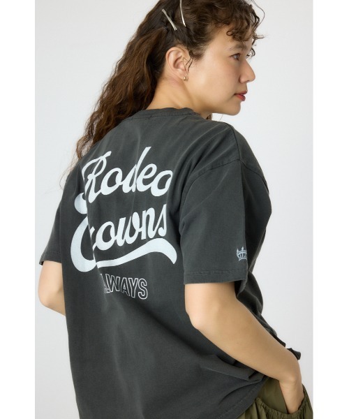 RODEO CROWNS WIDE BOWL（ロデオクラウンズワイドボウル）の「LOGO加工COLORED Tシャツ（Tシャツ/カットソー・レディース・オフホワイト/チャコールグレー/レッド/イエロー・FREE）」の9枚目の写真
