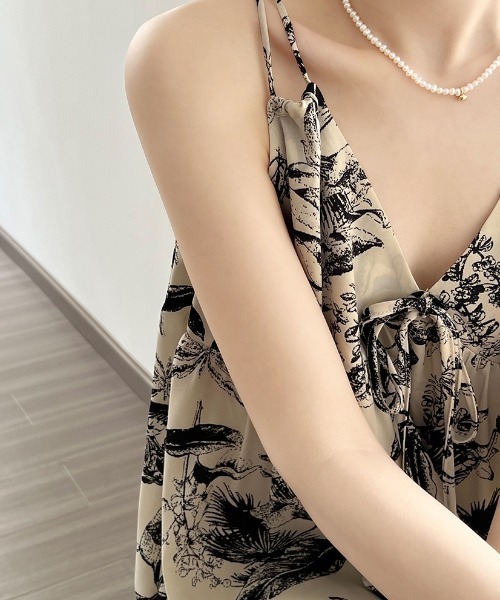 Aelina(エリナ)の「花柄キャミワンピース(ワンピース・レディース・ベージュ・L/M)」の20枚目の写真