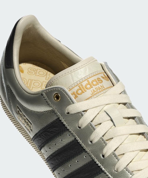 adidas（アディダス）の「ジャパン / Japan / アディダスオリジナルス adidas Originals（スニーカー・レディース・グレー/シルバー・29.0cm/28.5cm/28.0cm/27.5cm/27.0cm/26.5cm/26.0cm/25.5cm/25.0cm/24.5cm/24.0cm/23.5cm/23.0cm/22.5cm/22.0cm）」の6枚目の写真