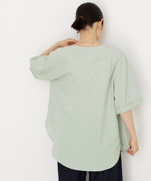 THE SHOP TK (ザ ショップ ティーケー )の「ダブルポケット5分袖シャツ/体型カバー/洗濯機OK(シャツ/ブラウス・レディース・グリーン系/スミクロ/ブルー/アイボリー・12/13)」の16枚目の写真