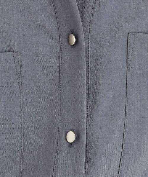 THE SHOP TK （ザ ショップ ティーケー ）の「【秋色入荷/インしなくても決まる】ダブルポケット5分袖シャツ/体型カバー／洗濯機OK（シャツ/ブラウス・レディース・グリーン系/スミクロ/ブルー/アイボリー・12/13）」の19枚目の写真