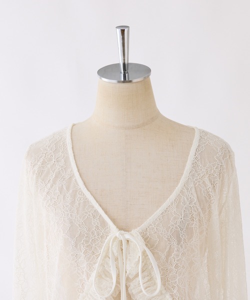 one after another NICE CLAUP（ワンアフターアナザーナイスクラップ）の「レースボレロカーディガン（カーディガン/ボレロ・レディース・オフホワイト/モカ/ラベンダー・FREE）」の16枚目の写真