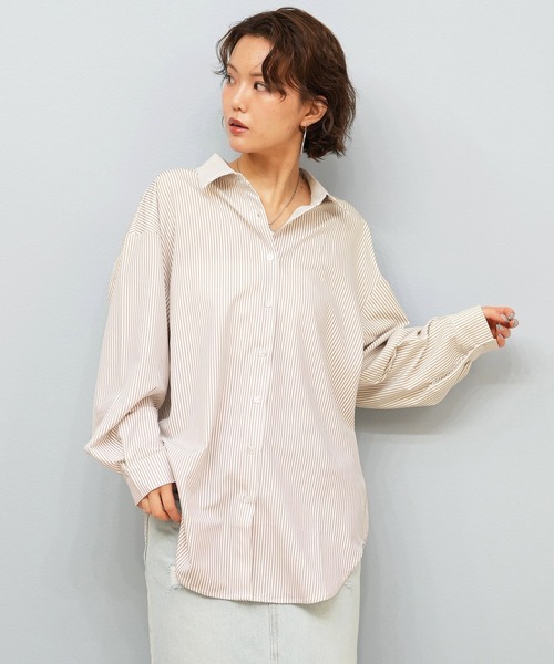 RIKKA FEMME(リッカファーム)の「RIKKA FEMME/リッカファム 水陸両用シャツ UVケアラッシュガード RN05(ラッシュガード・レディース・イエロー/ホワイト/ホワイト×ブルー/ホワイト×ブラウン・FREE)」の3枚目の写真