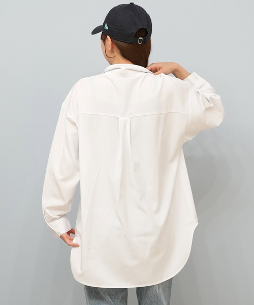 RIKKA FEMME(リッカファーム)の「RIKKA FEMME/リッカファム 水陸両用シャツ UVケアラッシュガード RN05(ラッシュガード・レディース・イエロー/ホワイト/ホワイト×ブルー/ホワイト×ブラウン・FREE)」の6枚目の写真