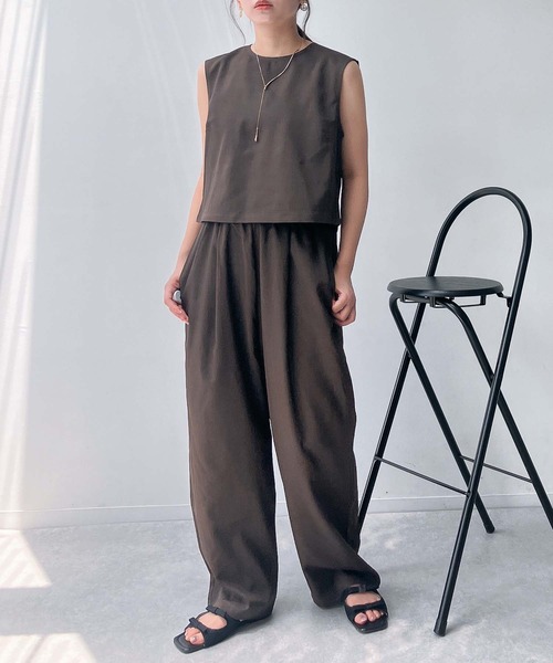 AS KNOW AS plus（アズノゥアズプラス）の「●ノースリーブトップス ワイドパンツ セットアップ（セットアップ・レディース・ブラック/ブラウン/グレー・FREE）」の3枚目の写真