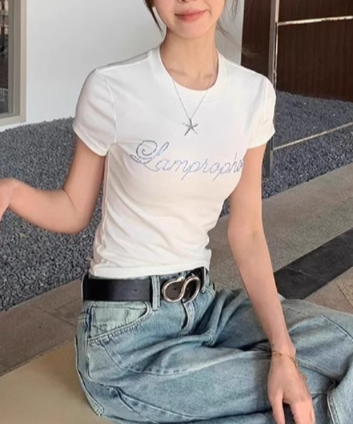 Vipoa(ヴィポア)の「Rhinestone lettering tee(Tシャツ/カットソー・レディース・レッド/イエロー/ホワイト・FREE)」の19枚目の写真