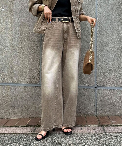 fredy emue(フレディエミュ)の「カラーストレートデニムパンツ(デニムパンツ・レディース・ピンク/ブラウン/ブルー・38/36)」の7枚目の写真