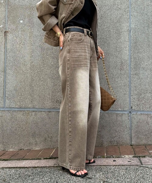 fredy emue(フレディエミュ)の「カラーストレートデニムパンツ(デニムパンツ・レディース・ピンク/ブラウン/ブルー・38/36)」の8枚目の写真