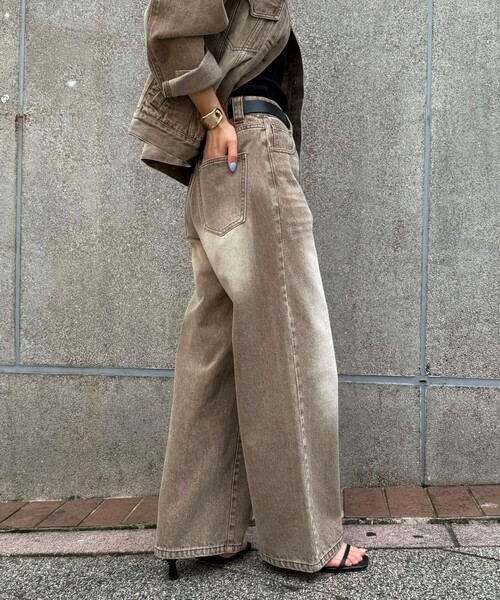 fredy emue(フレディエミュ)の「カラーストレートデニムパンツ(デニムパンツ・レディース・ピンク/ブラウン/ブルー・38/36)」の9枚目の写真