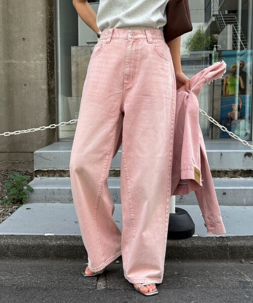 fredy emue(フレディエミュ)の「カラーストレートデニムパンツ(デニムパンツ・レディース・ピンク/ブラウン/ブルー・38/36)」の17枚目の写真