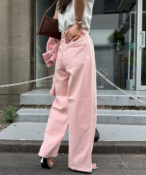 fredy emue(フレディエミュ)の「カラーストレートデニムパンツ(デニムパンツ・レディース・ピンク/ブラウン/ブルー・38/36)」の19枚目の写真