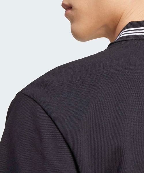 adidas(アディダス)の「アディダス アディカラー ルーズフィット ポロシャツ / アディダスオリジナルス adidas Originals(ポロシャツ・メンズ・ブラック/ホワイト・XX-LARGE/3XL/LARGE/MEDIUM/SMALL/X-LARGE/X-SMALL/XX-SMALL)」の5枚目の写真