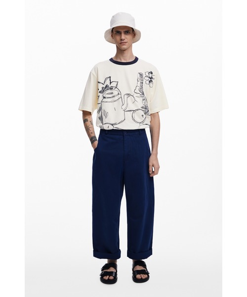 Desigual(デシグアル)の「調節可能なカーゴパンツ(カーゴパンツ・メンズ・ブルー・XXL/XL/M/S/XS/L)」の1枚目の写真