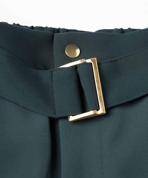 CULLNI(クルニ)の「Double Cloth Twill 1Tuck Semi Wide Pants with Long Belt(スラックス・メンズ・グレイッシュベージュ/ブラック/ブラウン/ブルーグリーン・1/2/0)」の14枚目の写真