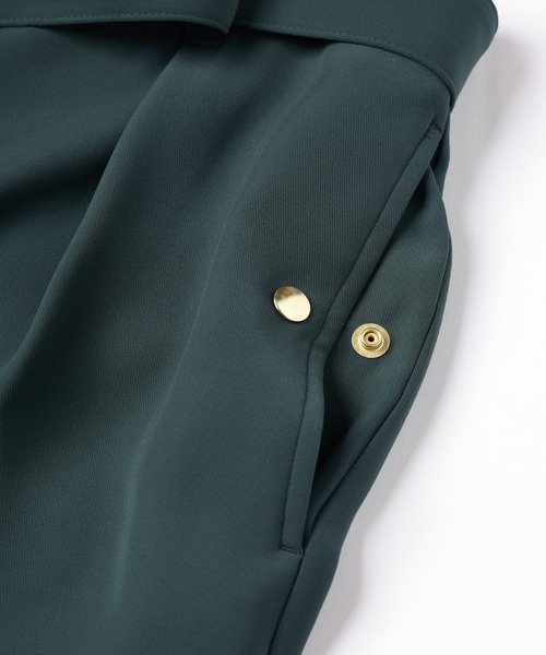 CULLNI(クルニ)の「Double Cloth Twill 1Tuck Semi Wide Pants with Long Belt(スラックス・メンズ・グレイッシュベージュ/ブラック/ブラウン/ブルーグリーン・1/2/0)」の15枚目の写真