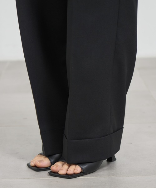 THE TOKYO(ザトウキョウ)の「【THE TOKYO/ザトウキョウ】Waist Tuck Pants/ウエストタックパンツ(その他パンツ・レディース・ブラウン/チャコールグレー/ブラック・38/36)」の10枚目の写真