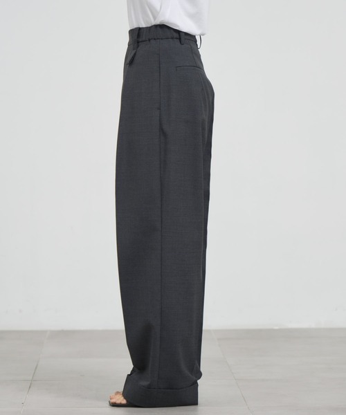 THE TOKYO(ザトウキョウ)の「【THE TOKYO/ザトウキョウ】Waist Tuck Pants/ウエストタックパンツ(その他パンツ・レディース・ブラウン/チャコールグレー/ブラック・38/36)」の7枚目の写真