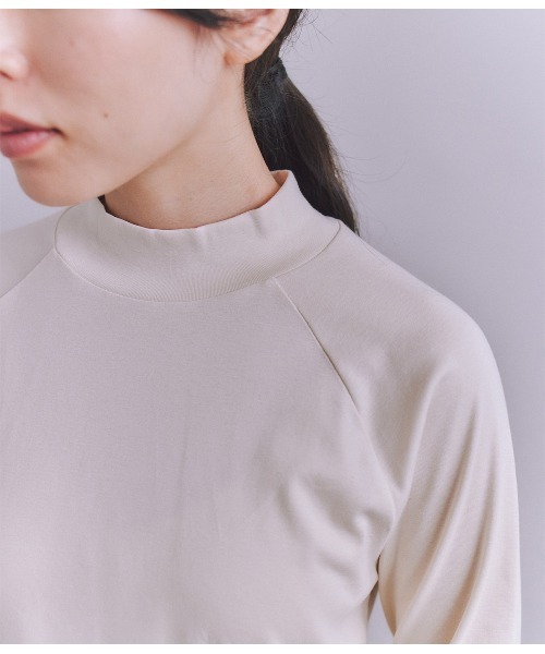 SIPULI（シプリ）の「［LOTUS］Urtla High Gauge Rib ボトルネックプルオーバー（Tシャツ/カットソー・レディース・アイボリー/イエロー系その他/ブルー・2）」の7枚目の写真