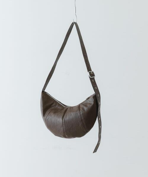 RODE SKO(ロデスコ)の「『WEB限定』クロワッサンショルダーバッグ(ショルダーバッグ・レディース・ブラック/ブラウン・ONE)」の1枚目の写真