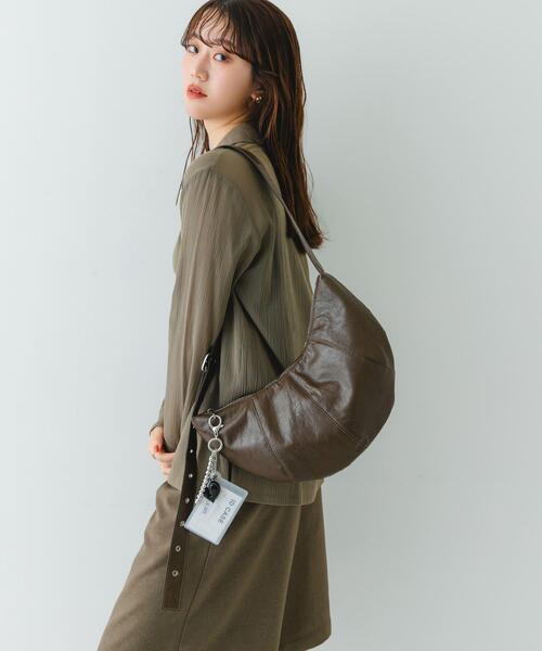 RODE SKO(ロデスコ)の「『WEB限定』クロワッサンショルダーバッグ(ショルダーバッグ・レディース・ブラック/ブラウン・ONE)」の9枚目の写真