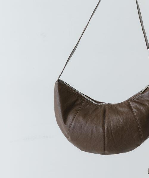 RODE SKO(ロデスコ)の「『WEB限定』クロワッサンショルダーバッグ(ショルダーバッグ・レディース・ブラック/ブラウン・ONE)」の12枚目の写真