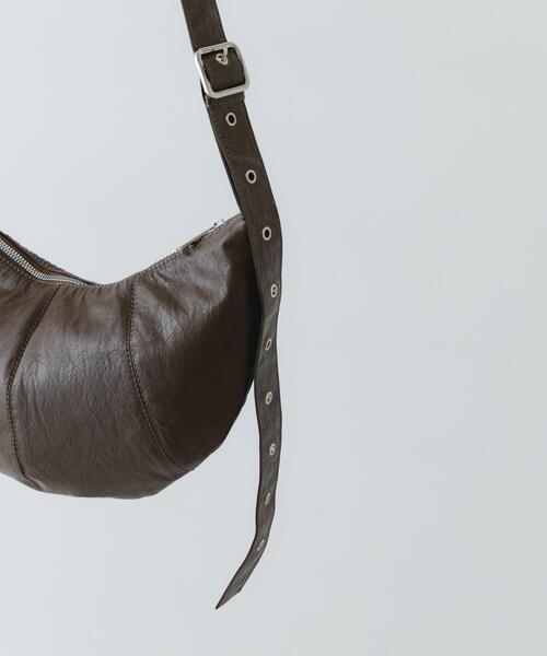 RODE SKO(ロデスコ)の「『WEB限定』クロワッサンショルダーバッグ(ショルダーバッグ・レディース・ブラック/ブラウン・ONE)」の13枚目の写真